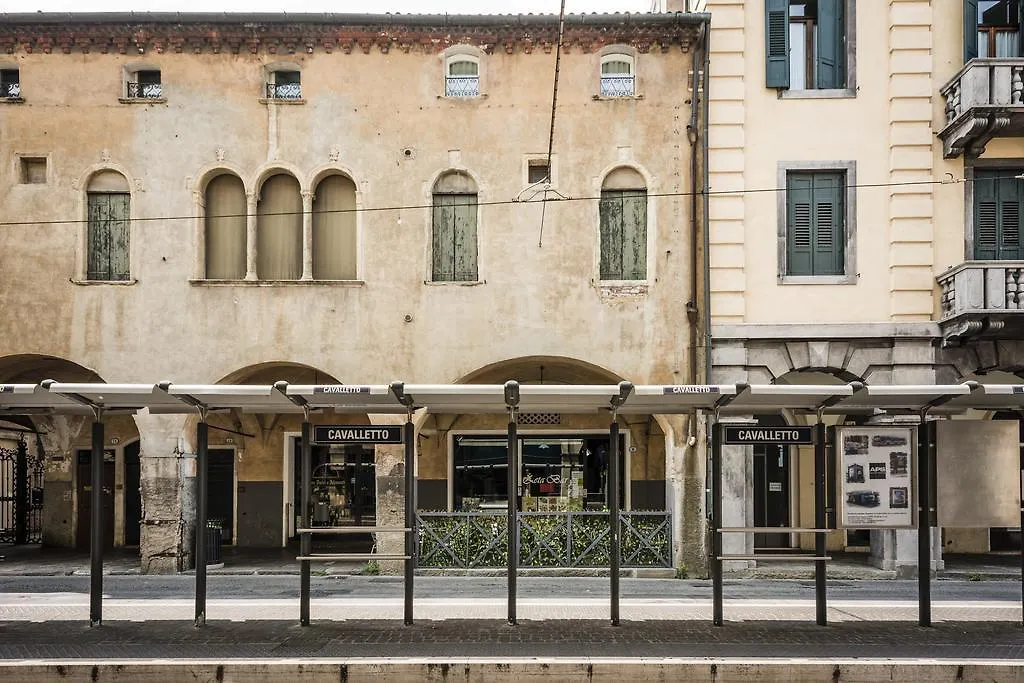 Myplace Prato Della Valle Family Apartment Padua 0*,  Italia